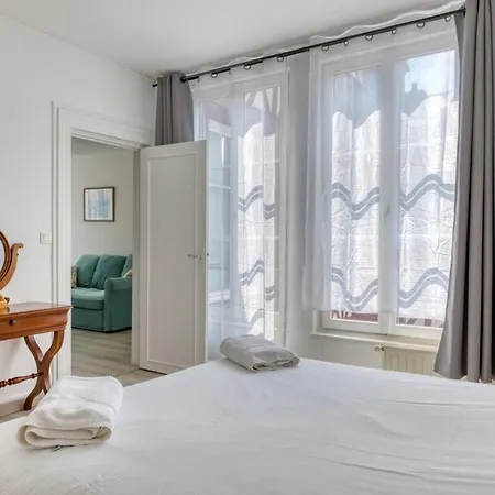 Camille Joli Centre 아파트