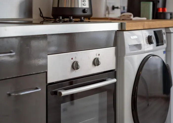 Camille Joli Centre *